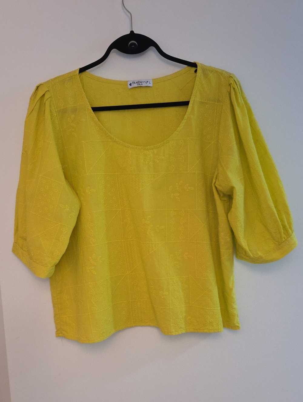 Yellow Scoop Neck Puff Sleeve Blouse